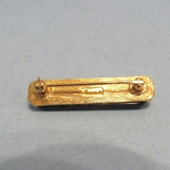 Vintage Crown TRIFARI Black Onyx Jewelry Bar PIN Brooch Pre-owned