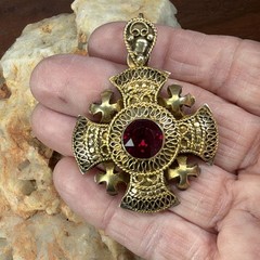 Vintage 1000 Silver Jerusalem Cross Pendant red Stone 14.4 grams 1 5/8″