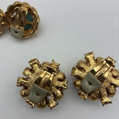 Lot of 5 Pairs of Vintage Signed Clip On Earrings Ciner, Essex, Les Bernard