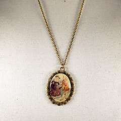 Vintage Porcelain Cameo Lover Dance Courting Couple Gold Tone Pendant 23″ Chain