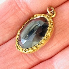 ANTQ Alaska Hematite Pendant 10K Solid Yellow Gold Black GOLD RUSH 3.08gr 21mm