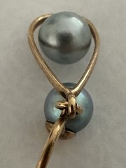 Vtg 14k Gold Blue Grey Pearl Earrings