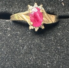 Lot of 15 Vintage 10k & 14k Gold Rings, Diamond, Ruby, Pearl, Citrine, etc