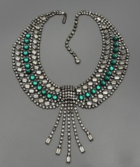 Hobe Signed Clear & Green Glass Rhinestone Necklace 16.5” With 3.75” Fringe VTG