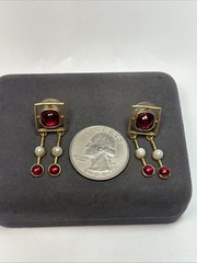 MMA Metropolitan Museum Of Art Gold Tone Pearl Garnet Drop Earrings 14k Post