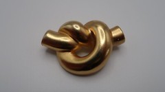 VINTAGE GOLD KNOT CHERRY STEM BROOCH PIN 4.5CM BB13