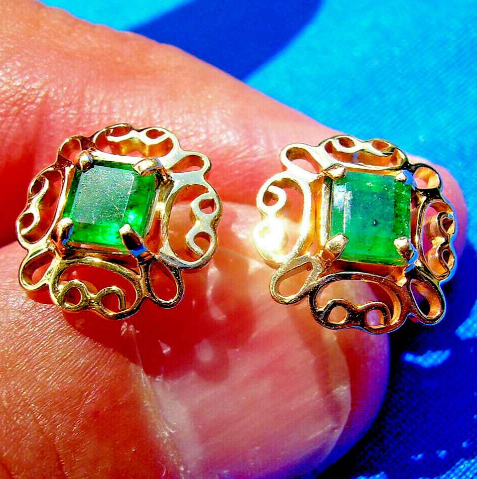 Original EARTH MINED EMERALD Deco Design Earrings Vintage Studs SOLID 14K GOLD