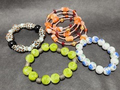 Vintage Lot Of 4 Beautiful Glass Beaded Bracelets. 3 Stretch, And 1 Wrap. NICE!!