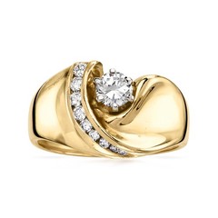 Vintage .60 ct. t.w. Diamond Ring in 14kt Yellow Gold. Size 7.25