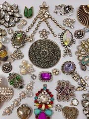 Lot Vintage & Modern Jewelry Parts Broken Repurpose Craft Rhinestones Harvest 3