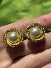 Vintage Gold Tone Faux Pearl Screw Back Earrings Twisted Rope Classic Napier
