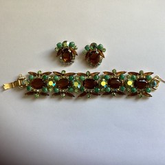 Vintage Juliana D&E Bracelet Earrings Set Topaz Rhinestones Green Cabochons Veri