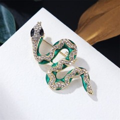 Vintage Cartoon Enamel Brooch Creative Pins Fashion Crystal Animal Badges Gift