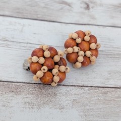 Vintage Clip On Earrings Brown & Tan Wooden Cluster Fall Autumn Tone