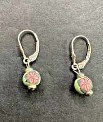925 Sterling Silver Earrings with Green Beads with Pink Flowers