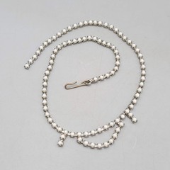 Vintage White Bead Prong Set Necklace Silver tone 15 in
