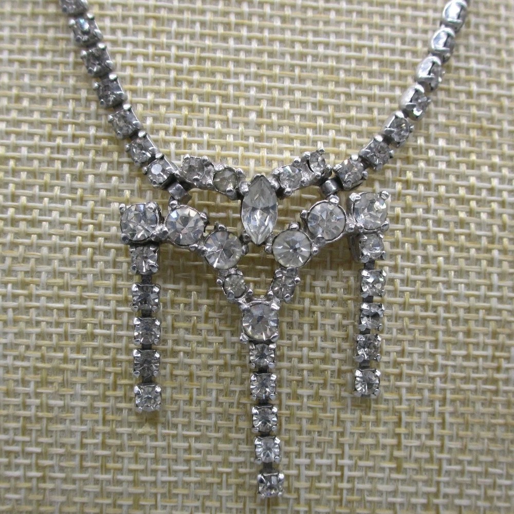 Vintage Rhinestone Necklace Dangles Sparkly 15 Inch