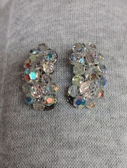 VTG PAIR 1 1/4” AB CRYSTAL & RHINESTONE CLIP BACK EARRINGS- Costume Jewelry