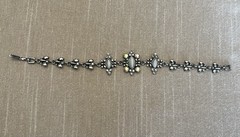 Vintage style white cats eye butterfly link rhinestone silver bracelet