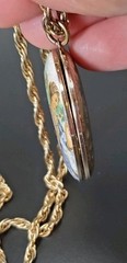 Victorian Style Enamel And Goldtoned Vintage Locket/Pendant Necklace. 24″ Chain