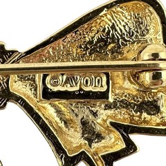 Avon Mother’s Day I Love You Mother Bow Dangle Heart Gold Tone 1.5”x1.5” Brooch