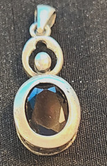 Vintage Sterling Silver OVAL GARNET PENDANT #32, 2.46g, 1 in