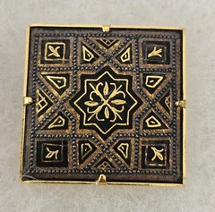 Vtg Black Gold Geometric Floral Mosiac Tile Pin Brooch Tube Closure 1″ EUC