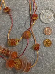 VINTAGE BUTTONS NECKLACE