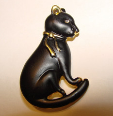 VINTAGE GOLD TONE BLACK KITTY CAT RHINESTONE EYE BROOCH 1 3/4″