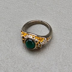 Vintage Army Victory Ring Green Cabochon Gold Tone Size 4.5 Military Patriotic