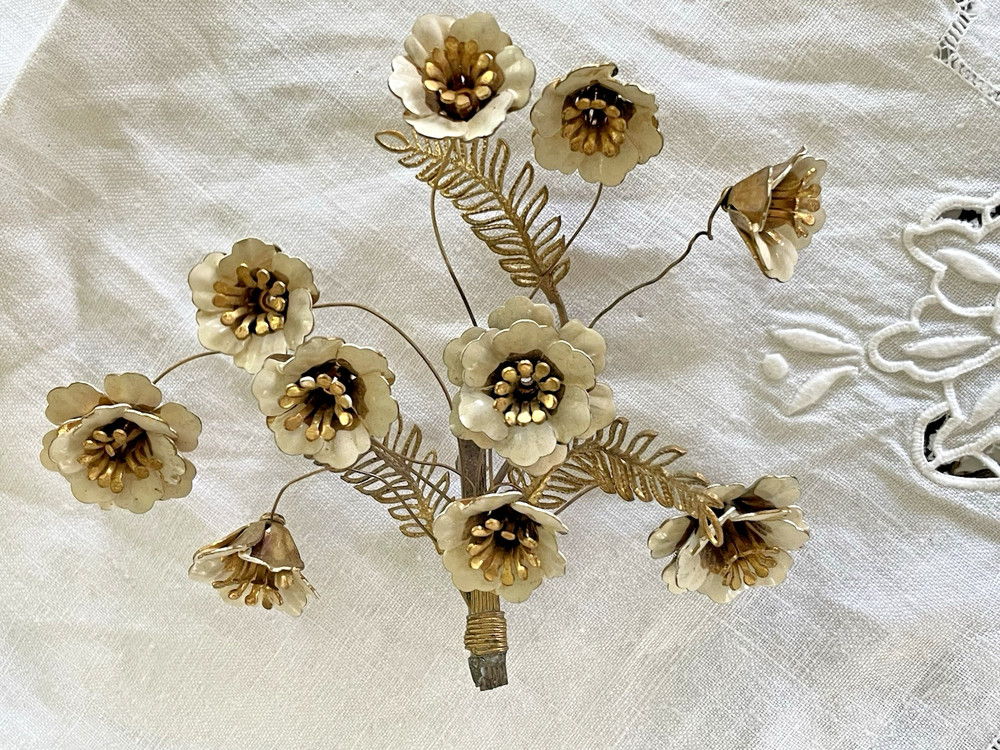 Large Vintage Gold & White Flower Brooch Pin – Perfect to Add to a Bouquet
