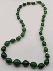 Vintage 24 Inch Graduated Beaded Necklace Marbled Green Plastic