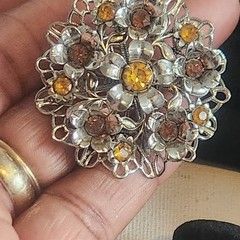Vintage Silver Tone Amber Rhinestone Floral Filigree Brooch Pin Topaz Color