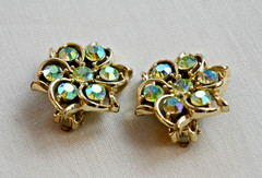 Vintage Aurora Borealis Crystal Glass Gold Tone Clip On Earrings