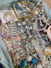 Beautiful Lot Of Estate Jewelry, Turquise, Teal & Green Many Signed