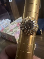 Vtg 1974 Avon SUNFLOWER Gold Tone Ring SunFlower Brown Topaz Wear & Patina 6.75