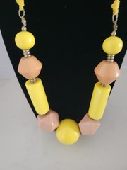 Vintage Yellow Tan Acrylic Lucite Beaded Statement Necklace