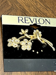 Vintage 90’s Revlon Rhinestone Flower Brooch Gold Tone New On Original Card!
