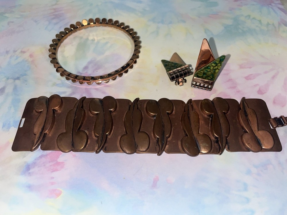 Vintage 1960s Renoir Copper Jewelry Bracelet Bangle Green Clip On Earrings