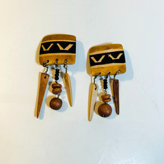 VTG Boho Ethnic Native Tribal Wood Clip Dangle Chevron Earrings Hand Painted