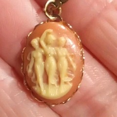 Vintage Mini Cameo Necklace