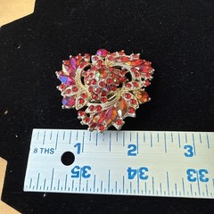 Vintage MCM Red Aurora Borealis Rhinestone Brooch Pin Hollywood Glamour￼2”