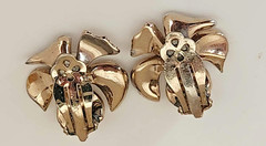 Vintage Jomaz flower faux Pearl Rhinestone Pin brooch and Earrings Set