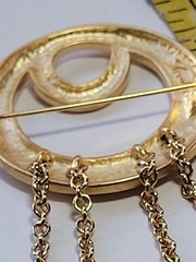 Tona Jewelry Signed 4″ Gold Design Swirl Brooch 4 Charms Dangling from 4 Chains