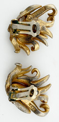 Boucher La Scala Brushed Gold Tone Choker Necklace & Clip-On Earrings Set 1956