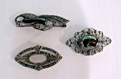 Vintage Black Clear Rhinestones Crystals Brooches Pins (lot of 12)