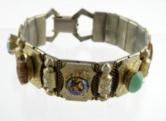 Vintage Heavy Goldtone Metal Art Glass Cabochon Panel Bracelet 7 Inches Unsigned