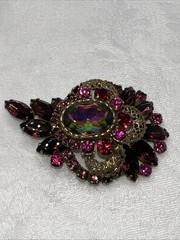 VTG Juliana D&E Heliotrope Watermelon Demi Parure Brooch Clip Earrings