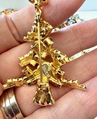 Vintage Bauer Christmas Tree Brooch Pendant Rhinestone Gold Tone Pin 2”