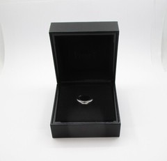 Piaget Possession Ring 18K White Gold Size 9 4.7 MM Serial S26853 With Box &COA